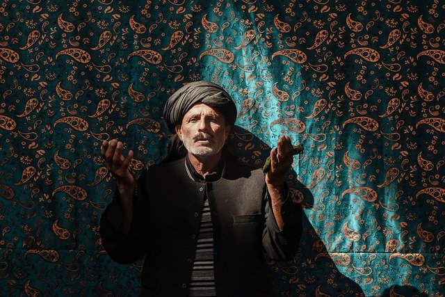 وہ جو میری تعظیم کرتے ہیں